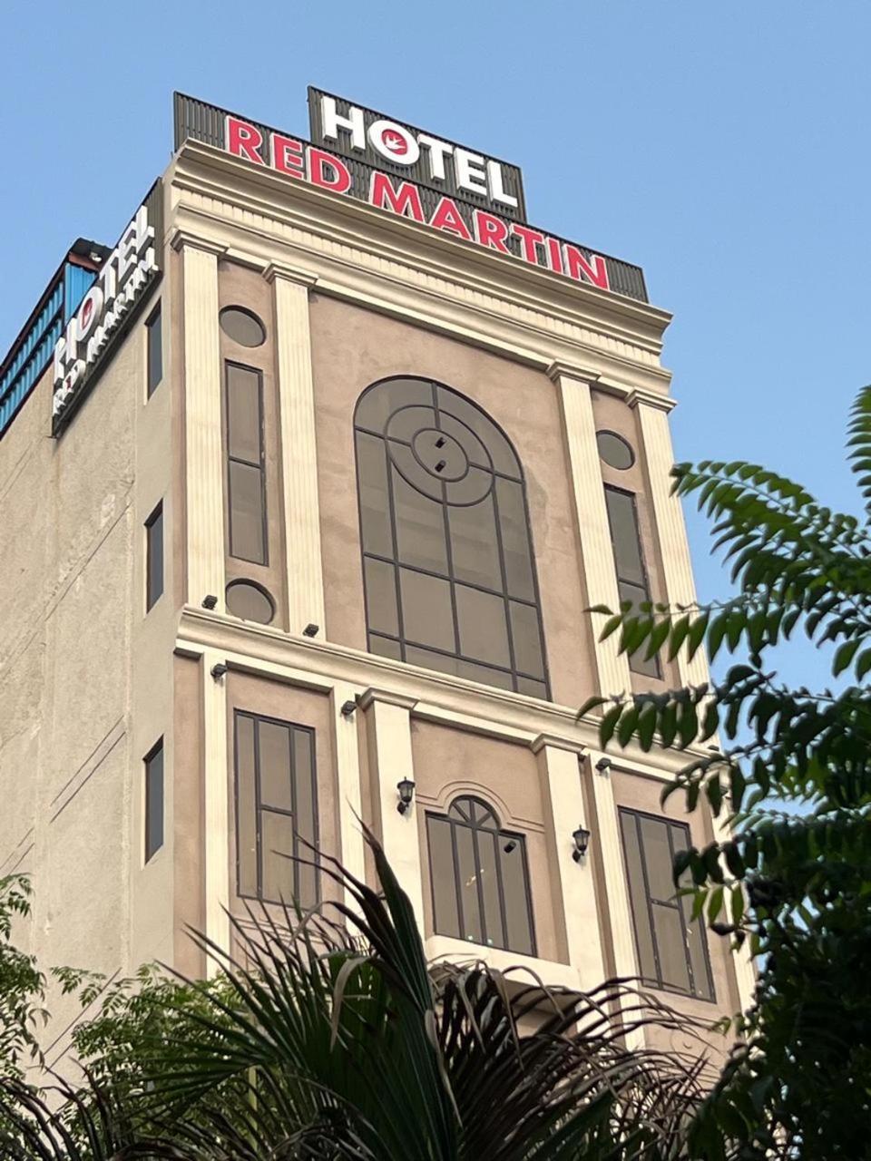 Stamps Red Martin By Eight Continents - 70 Steps From Golden Temple Hotel Amritsar Exterior photo