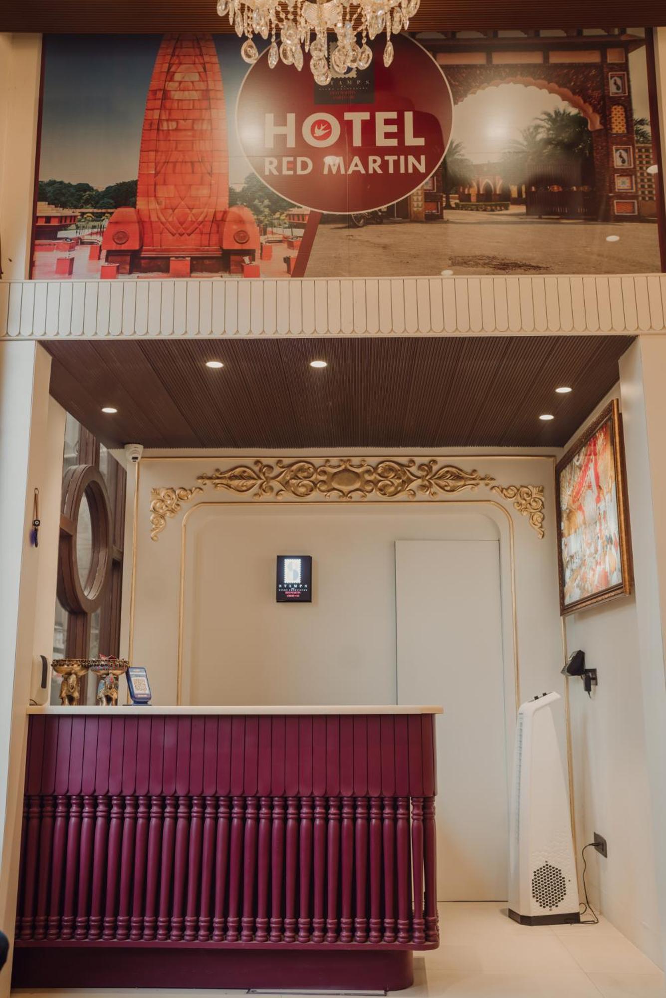 Stamps Red Martin By Eight Continents - 70 Steps From Golden Temple Hotel Amritsar Exterior photo